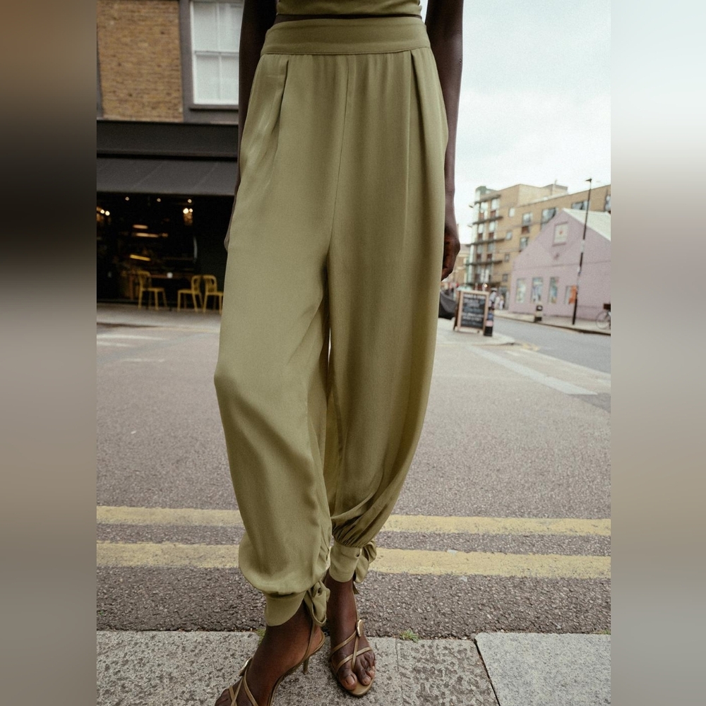 Zara cuffed balloon pants light khaki Nwt - Picture 4 of 14